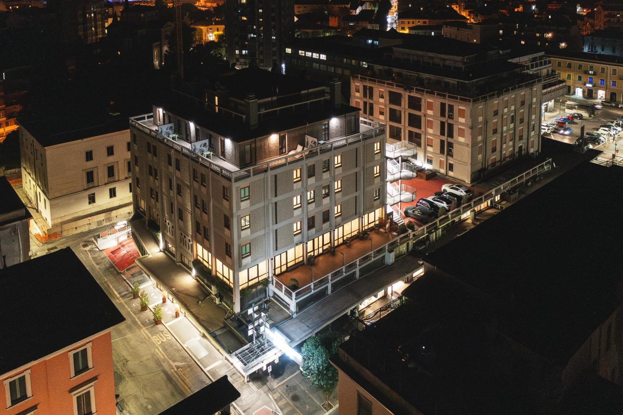 Hotel Valentino Terni Esterno foto